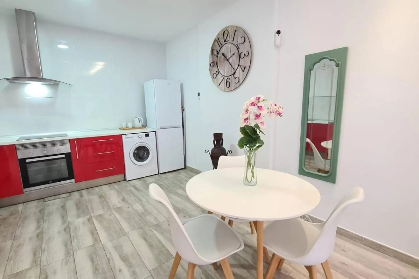 Precioso Estudio Molinillo Malaga