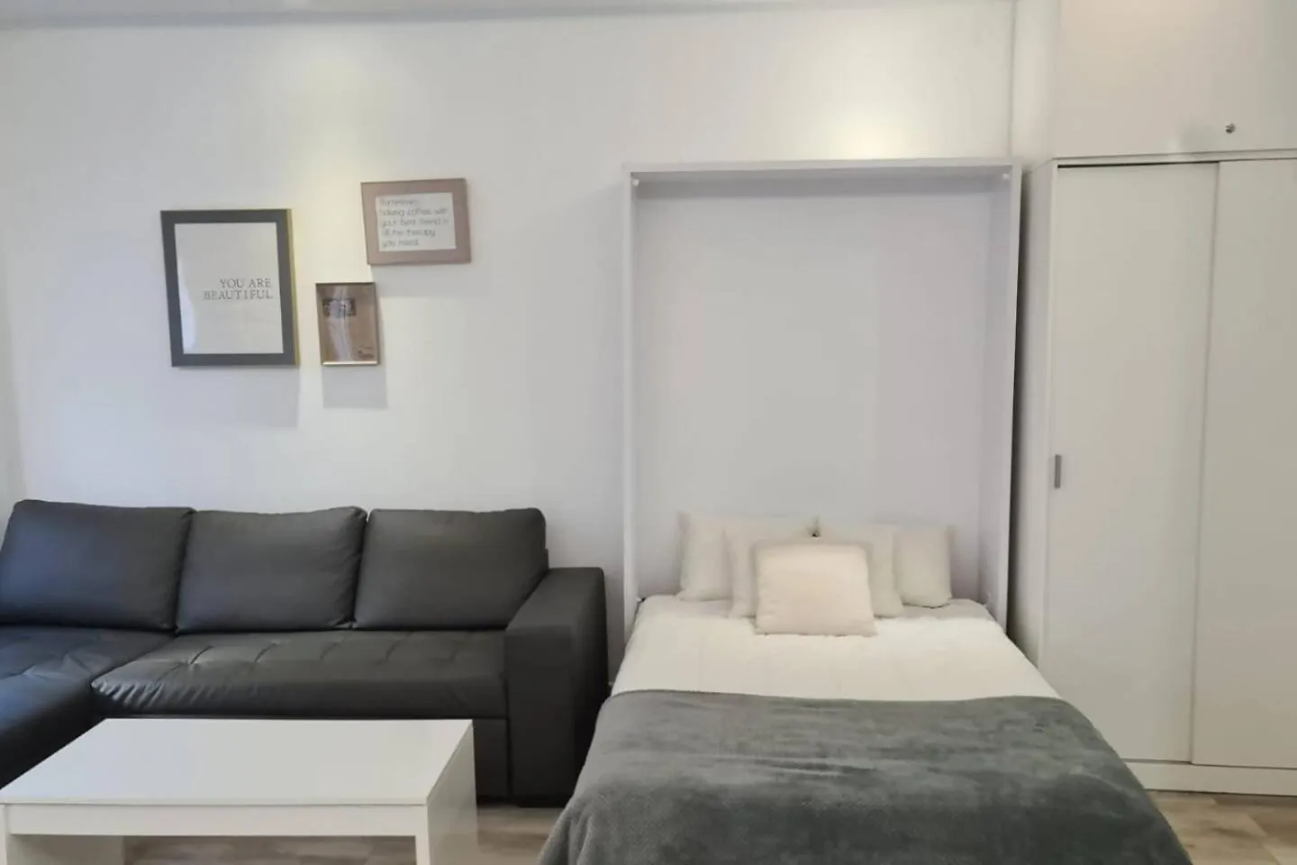 Precioso Estudio Molinillo Malaga